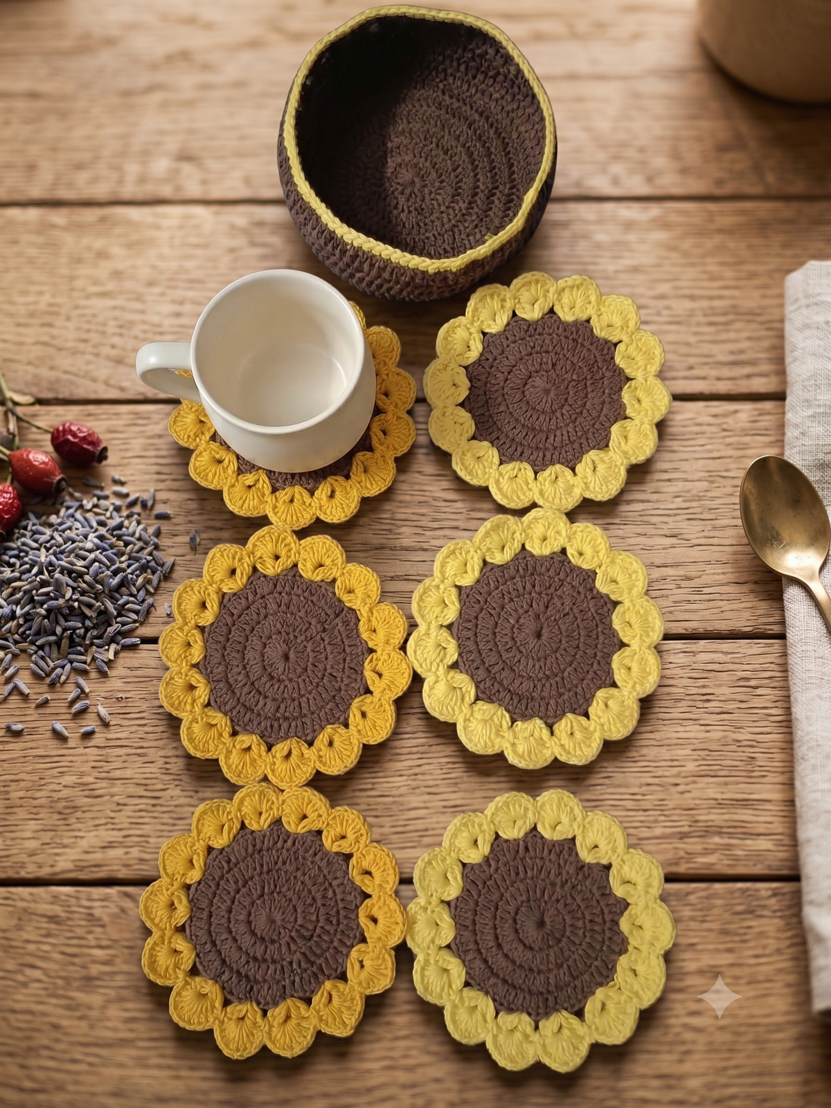 Handmade Crochet Sunflower Coasters Set of 6, 100% Cotton Drink Coasters, Heat Resistant Table Mats, Floral Coffee Cup Coasters for Dining Table, Tea Cup, Home Decor & Gift